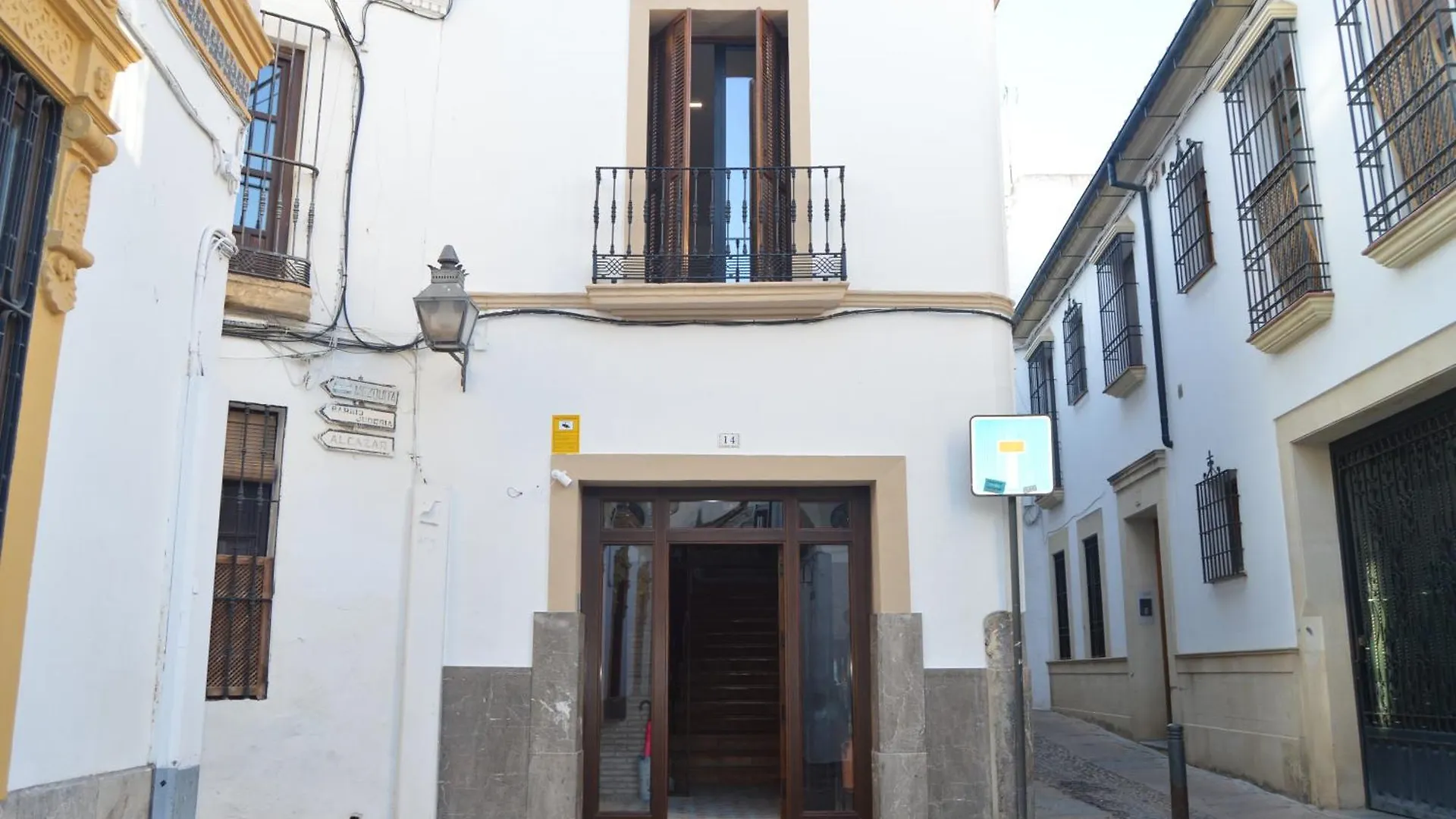 Plazuela Arco El Portillo Cordoba 0*,