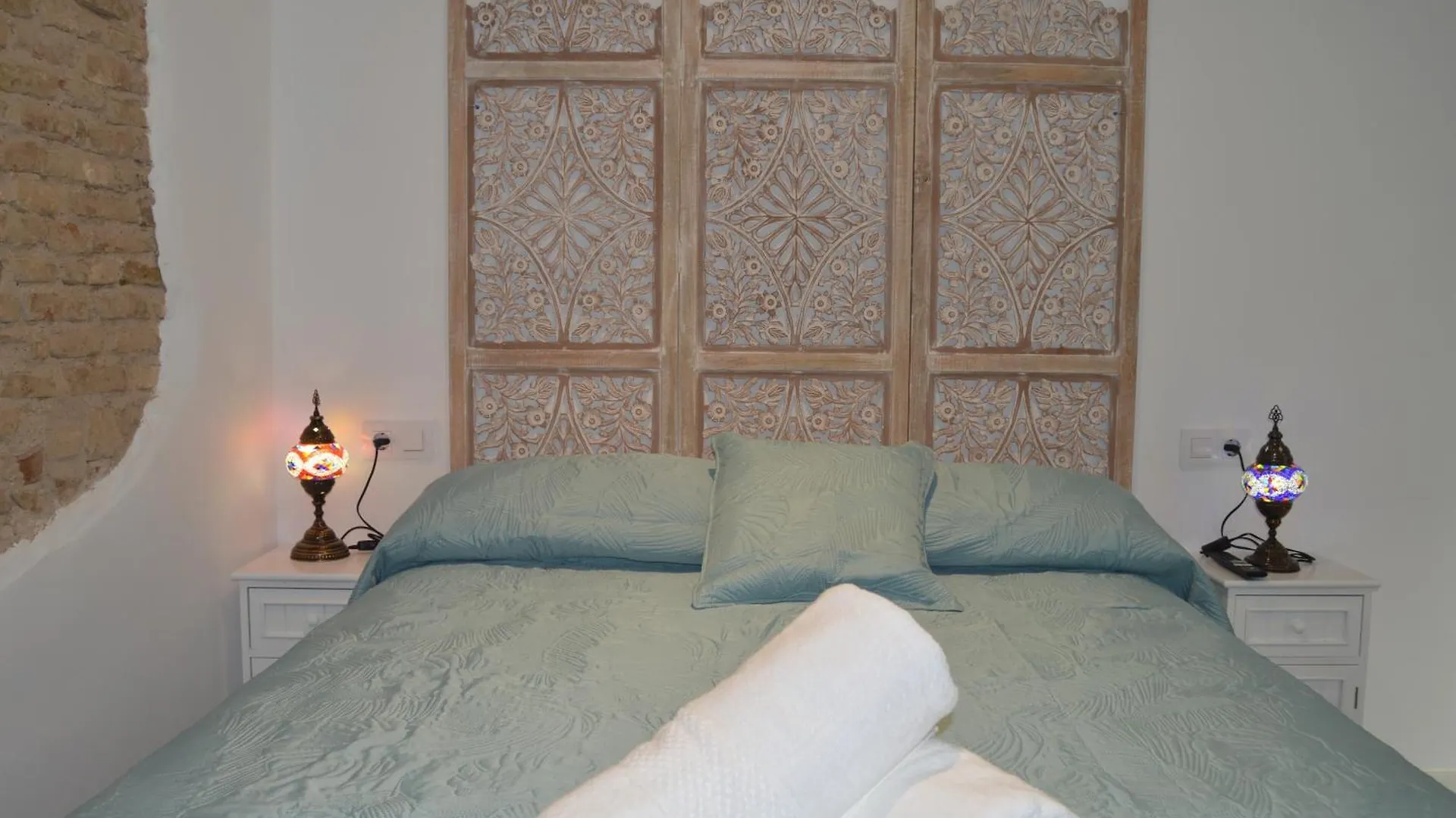 Plazuela Arco El Portillo Cordoba Apartment