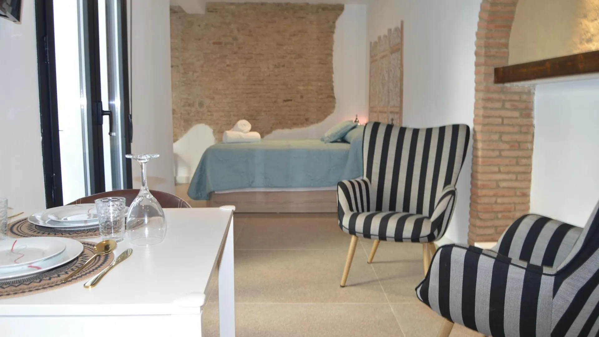 Plazuela Arco El Portillo Cordoba Apartment